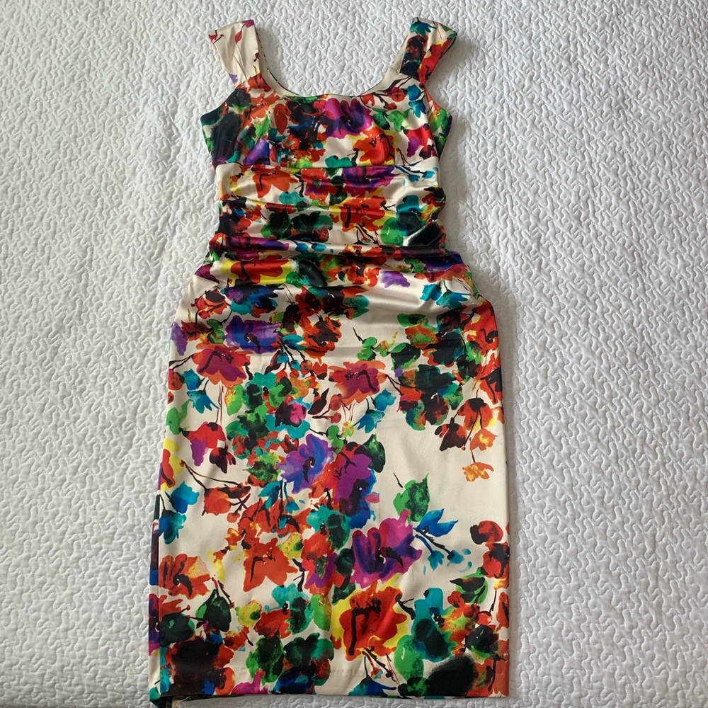 Multicolor dress, fitted dress